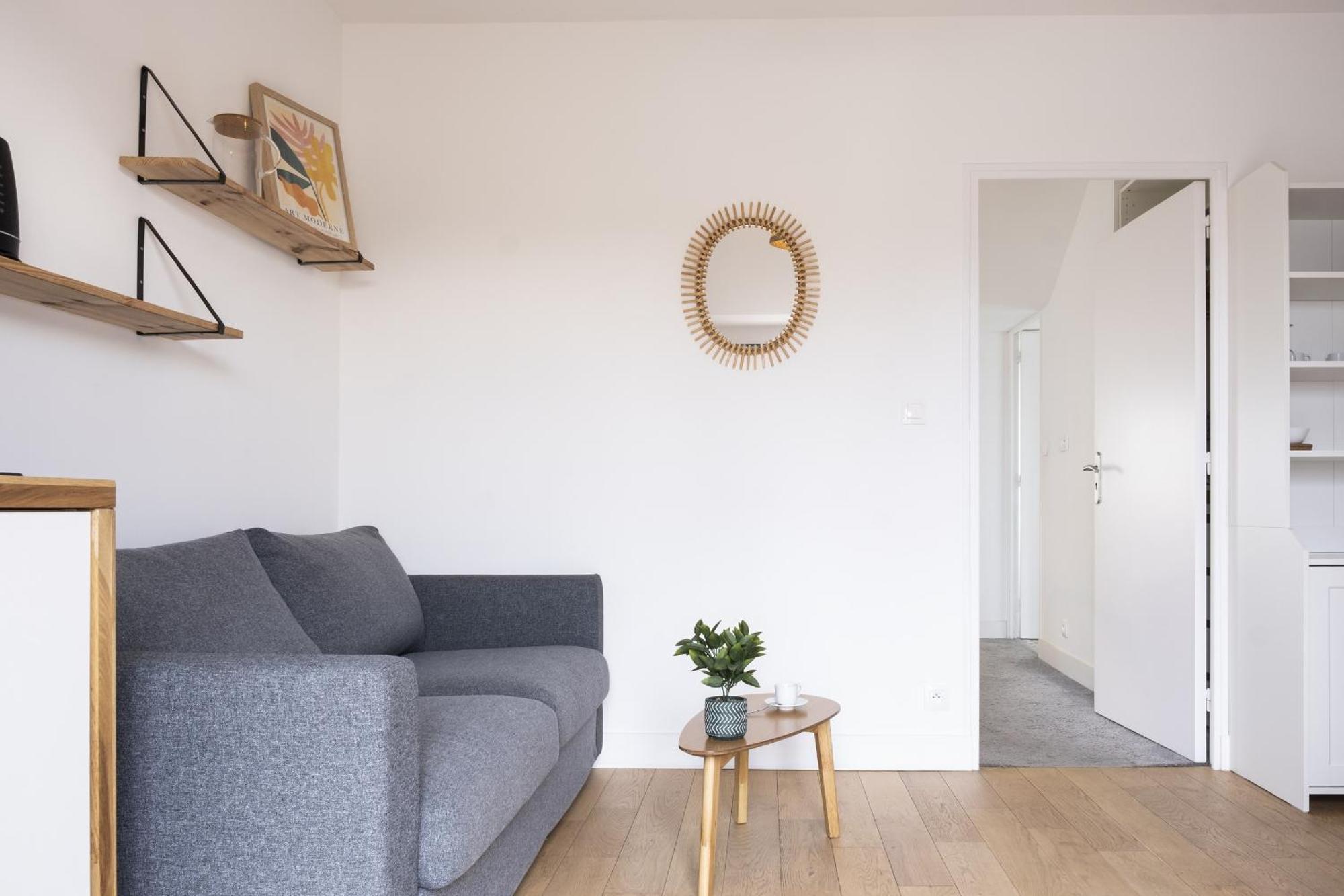 Petit Gite T2 Des Balcons D'อ็องเซอนีส์ ภายนอก รูปภาพ