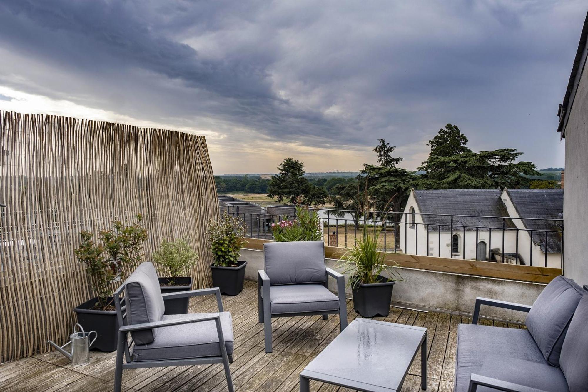 Petit Gite T2 Des Balcons D'อ็องเซอนีส์ ภายนอก รูปภาพ