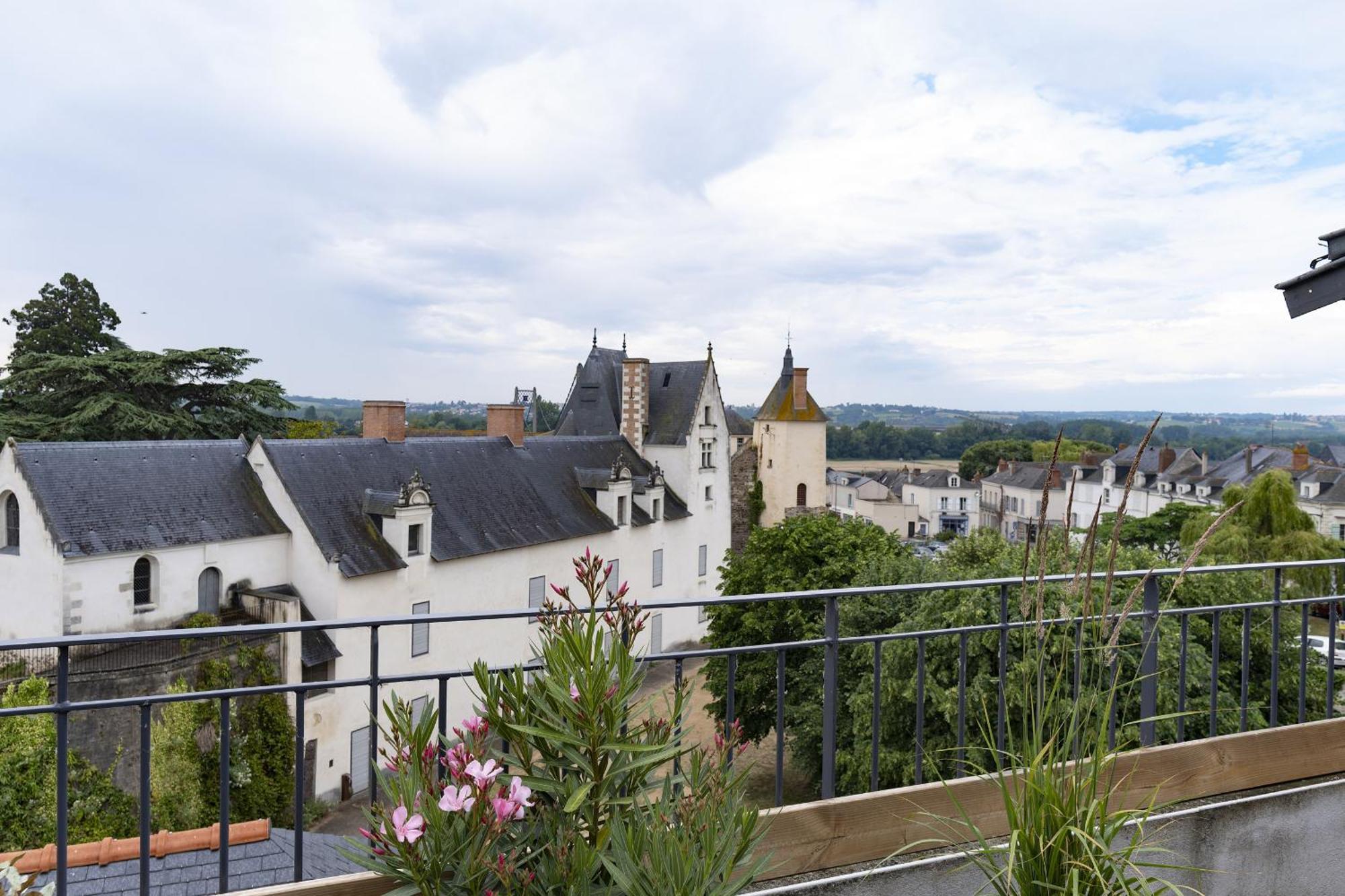 Petit Gite T2 Des Balcons D'อ็องเซอนีส์ ภายนอก รูปภาพ